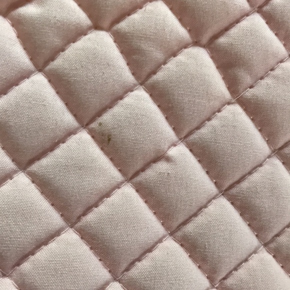 Vintage quilted Courreges cosmetic/toiletry bag! - Picture 3 of 13